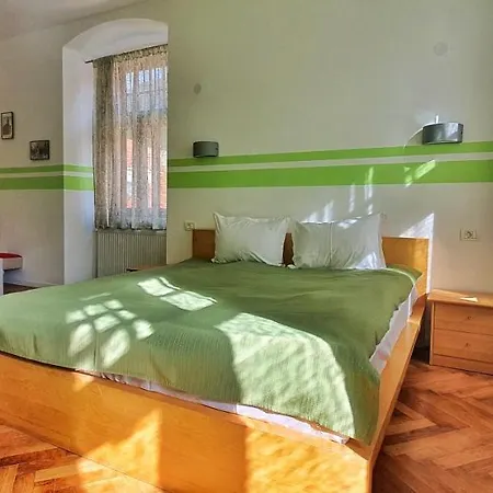 The Bank 2* Brasov